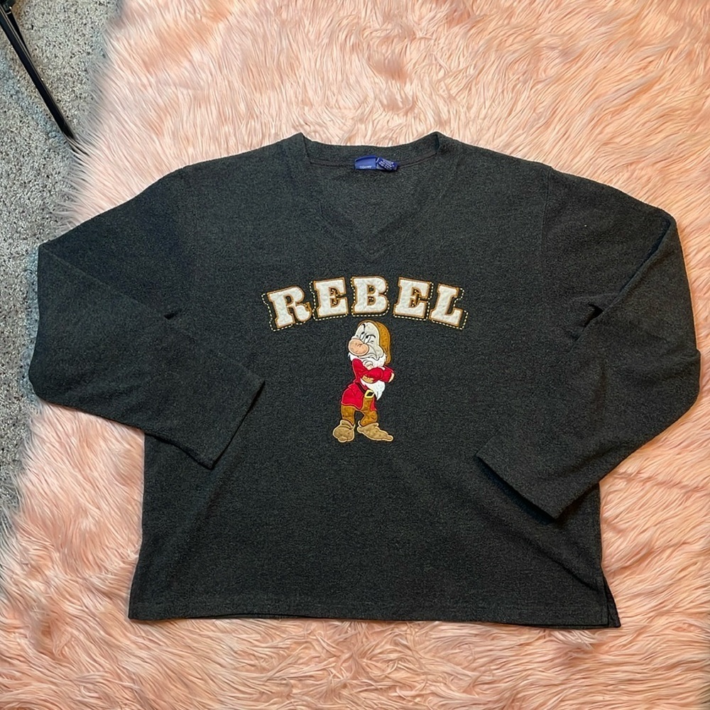 Y2K Disney Sweatshirt Womens XL Fleece Grumpy‎ Rebel Gray V-Neck
